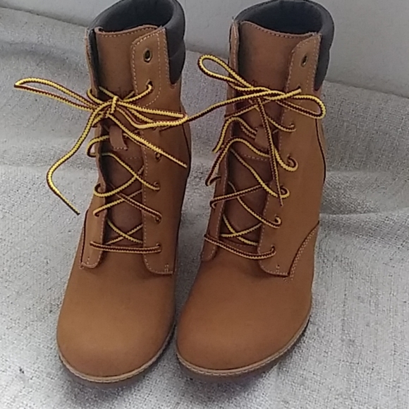 Timberland boot - Picture 2 of 4